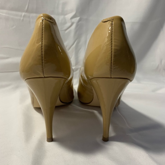 Steve Madden Patent Leather Classic Pumps - Picture 8 of 9